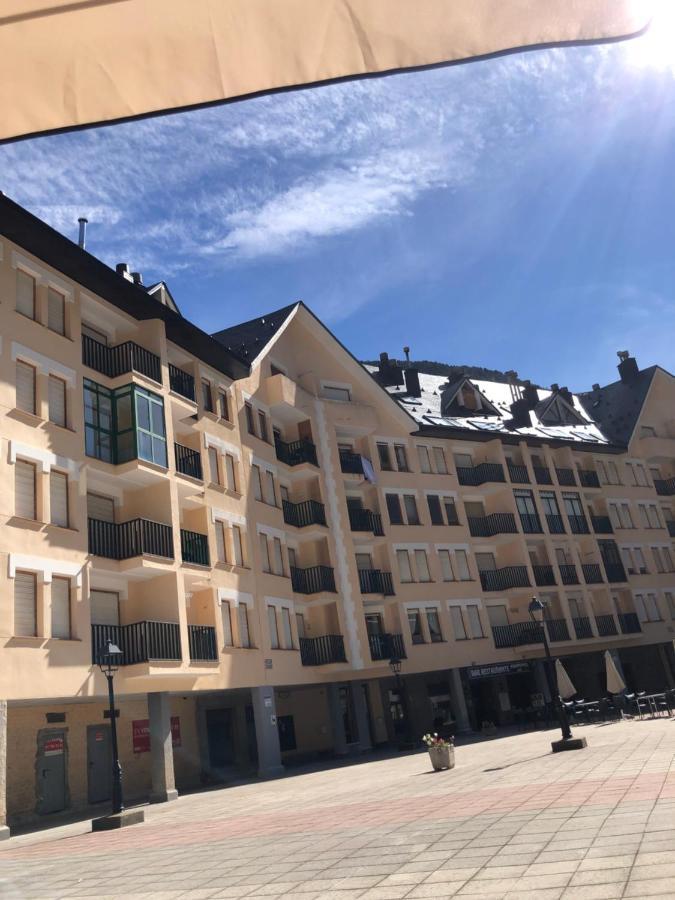Atico Europa, Canfranc Estacion Exterior foto